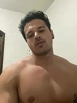 Lucasfit24 online show from 01-24-25, 01:03