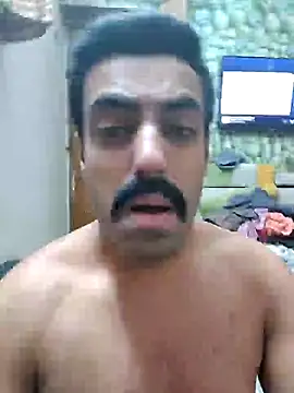 Snapshot of vaibhavchugh38 chatting on 02-08-25, 11:02 vaibhavchugh38 online show from 02-08-25, 11:02