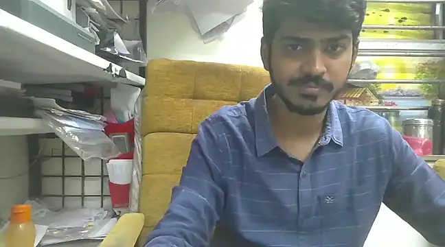 Snapshot of cute_modell chatting on 02-12-25, 12:44 cute modell online show from 02-12-25, 12:44