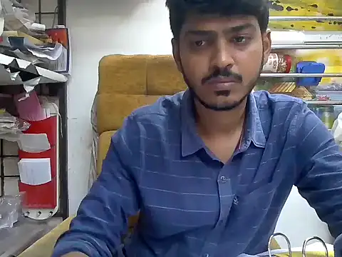 Snapshot of cute_modell chatting on 09-30-25, 12:21 cute modell online show from 09-30-25, 12:21