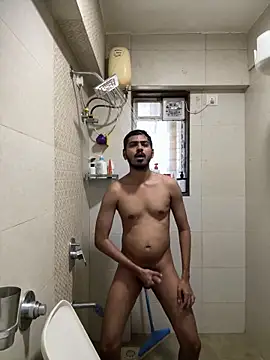 Snapshot of cute_modell chatting on 10-15-25, 05:18 cute modell online show from 10-15-25, 05:18