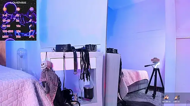 coral jonesss online show from 01-17-26, 04:43