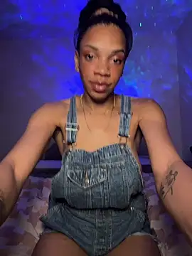 Snapshot of goddesskash chatting on 05-29-26, 11:36 goddesskash online show from 05-29-26, 11:36