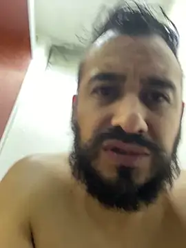 Snapshot of leonardohot1987 chatting on 01-30-25, 04:16 leonardohot1987 online show from 01-30-25, 04:16