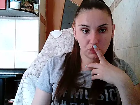 Snapshot of Yuliia30 chatting on 07-13-26, 11:24 Yuliia30 online show from 07-13-26, 11:24