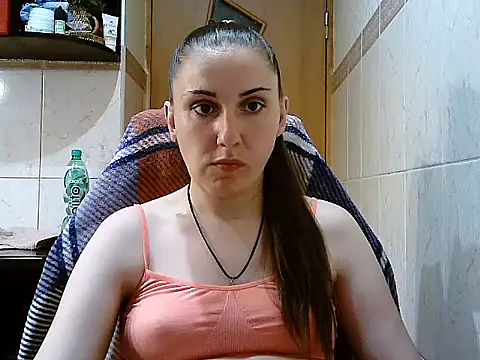 Snapshot of Yuliia30 chatting on 07-22-26, 04:10 Yuliia30 online show from 07-22-26, 04:10
