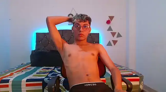 Snapshot of andrew_willyams chatting on 01-28-25, 05:14 andrew willyams online show from 01-28-25, 05:14