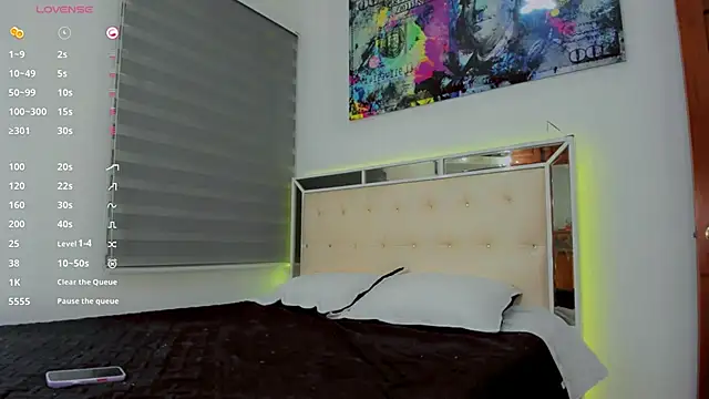 Sexyhot cat online show from 03-30-26, 04:13