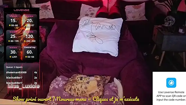 Miss luxiole online show from 10-22-25, 11:15