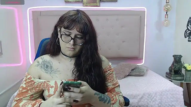 kathepickmanx online show from 04-18-26, 03:32