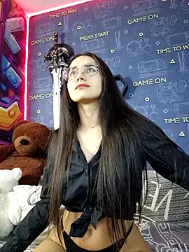 Snapshot of LittleX_Angel chatting on 02-07-25, 09:58 LittleX Angel online show from 02-07-25, 09:58