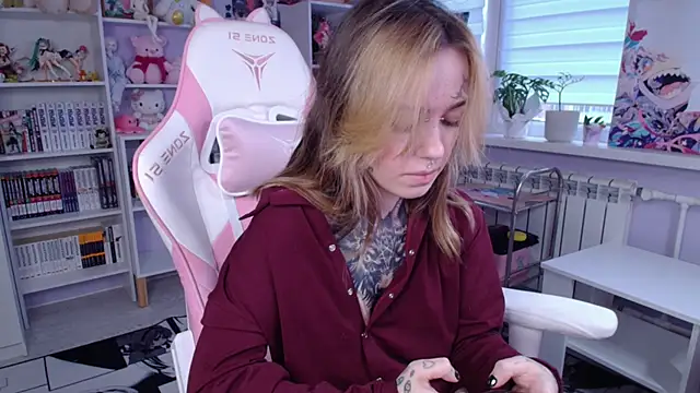 Catharsisi online show from 10-16-25, 01:34