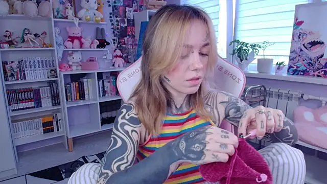 Catharsisi online show from 10-17-25, 02:19