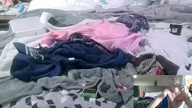 Snapshot of AQuickPhyx chatting on 02-02-25, 06:20 AQuickPhyx online show from 02-02-25, 06:20