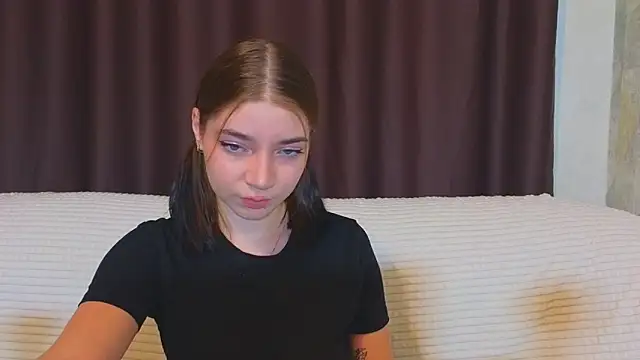 Snapshot of CassJonn chatting on 02-04-25, 05:23 CassJonn online show from 02-04-25, 05:23