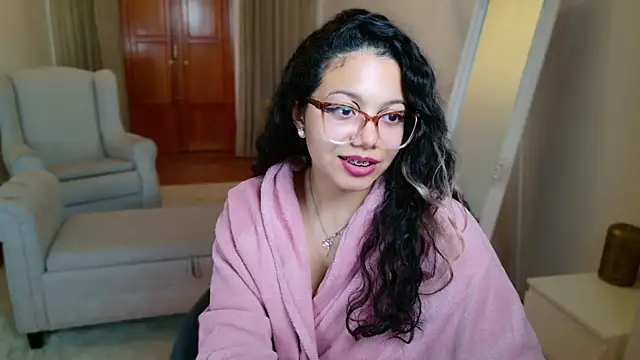 Snapshot of SelenaBlumX chatting on 01-26-25, 09:07 SelenaBlumX online show from 01-26-25, 09:07