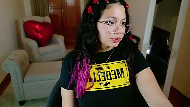 Snapshot of SelenaBlumX chatting on 02-28-25, 09:12 SelenaBlumX online show from 02-28-25, 09:12