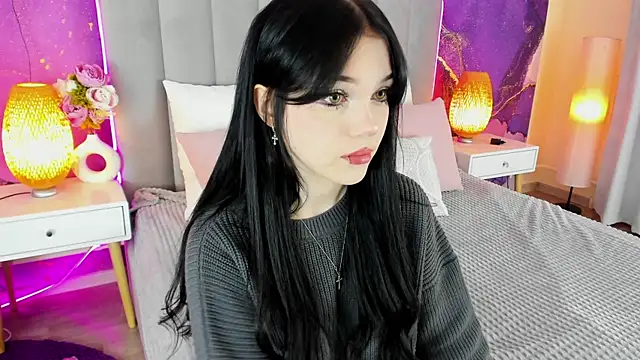 Snapshot of JessicaAddams chatting on 02-25-25, 03:27 JessicaAddams online show from 02-25-25, 03:27