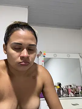 Yessica 832 online show from 08-06-26, 01:40