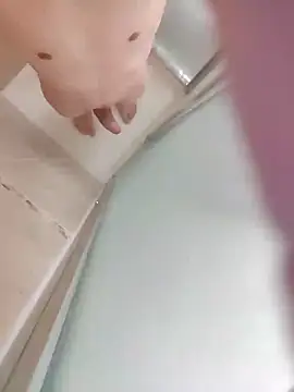 Snapshot of cu3ex80 chatting on 02-11-25, 07:48 cu3ex80 online show from 02-11-25, 07:48