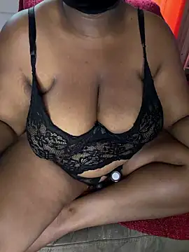 Lilymoonshow online show from 03-29-26, 01:55