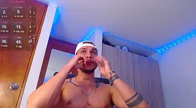 austinoficial online show from 02-25-25, 06:36