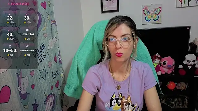 Princezzlove3 online show from 09-25-25, 12:25