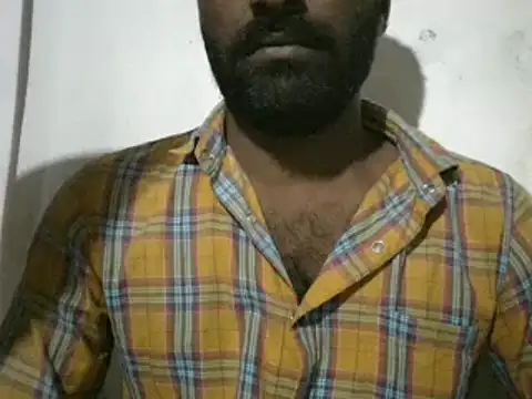 Snapshot of Raja_gamer chatting on 01-13-25, 09:42 Raja gamer online show from 01-13-25, 09:42