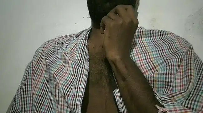 Snapshot of Raja_gamer chatting on 01-22-25, 04:33 Raja gamer online show from 01-22-25, 04:33