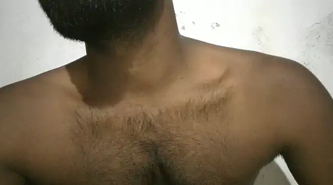 Snapshot of Raja_gamer chatting on 02-07-25, 05:52 Raja gamer online show from 02-07-25, 05:52