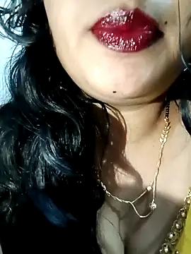 Snapshot of Haseena_Baby chatting on 11-20-25, 03:12 Haseena Baby online show from 11-20-25, 03:12