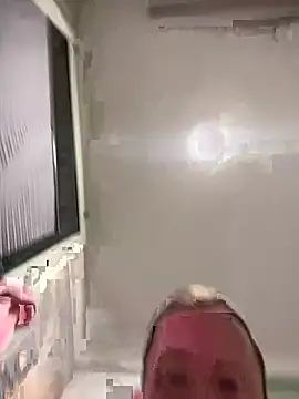 Snapshot of Sklavesucht2025 chatting on 02-13-25, 03:29 Sklavesucht2025 online show from 02-13-25, 03:29