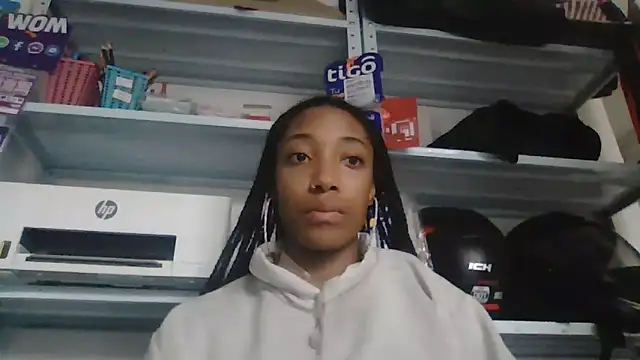 Snapshot of esmeralda-bk chatting on 03-05-25, 03:18 esmeralda-bk online show from 03-05-25, 03:18