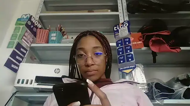 Snapshot of esmeralda-bk chatting on 03-18-25, 10:37 esmeralda-bk online show from 03-18-25, 10:37