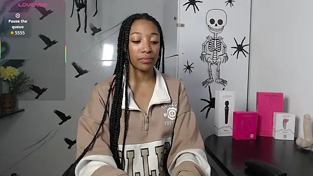 Snapshot of esmeralda-bk chatting on 10-15-25, 07:47 esmeralda-bk online show from 10-15-25, 07:47
