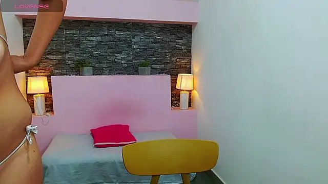 Snapshot of ScarletEmber3 chatting on 02-26-25, 04:36 ScarletEmber3 online show from 02-26-25, 04:36