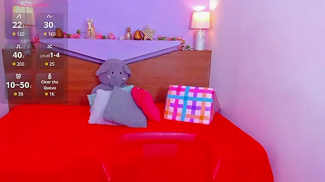 Snapshot of ScarletEmber3 chatting on 02-28-25, 04:21 ScarletEmber3 online show from 02-28-25, 04:21