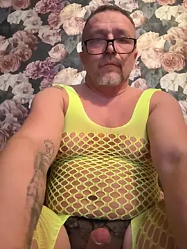 Snapshot of pawprzy chatting on 10-01-25, 08:04 pawprzy online show from 10-01-25, 08:04