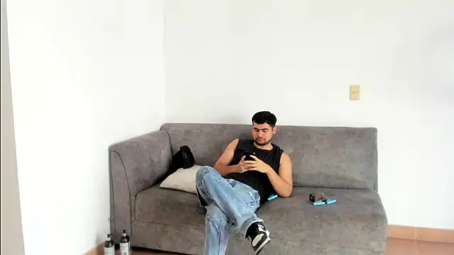 blueroom party online show from 03-12-25, 01:19