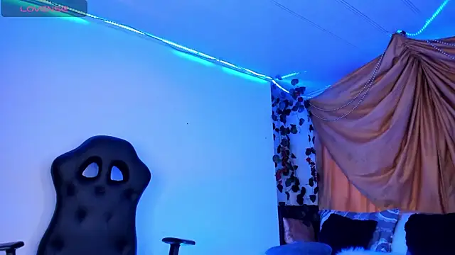 Snapshot of Ethan_Boyy chatting on 11-19-25, 09:26 Ethan Boyy online show from 11-19-25, 09:26