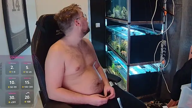 Snapshot of justinitt chatting on 01-23-25, 09:08 justinitt online show from 01-23-25, 09:08