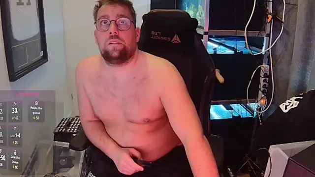 Snapshot of justinitt chatting on 01-25-25, 10:19 justinitt online show from 01-25-25, 10:19