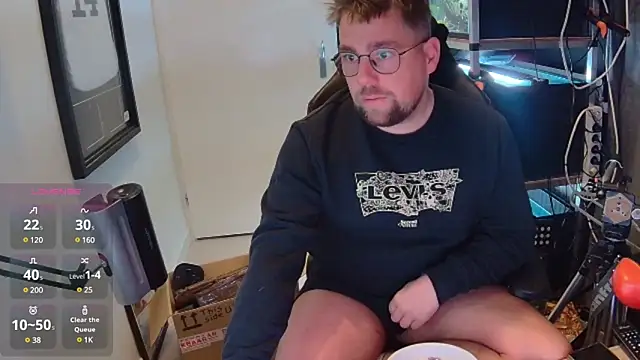 Snapshot of justinitt chatting on 02-08-25, 11:01 justinitt online show from 02-08-25, 11:01