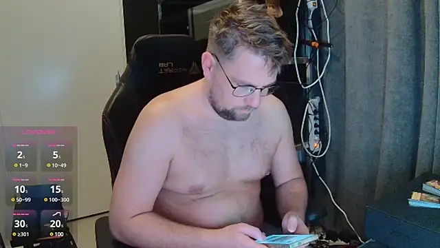 Snapshot of justinitt chatting on 02-12-25, 05:15 justinitt online show from 02-12-25, 05:15