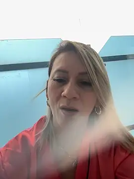 Snapshot of AtheneaRusell chatting on 10-25-25, 07:08 AtheneaRusell online show from 10-25-25, 07:08