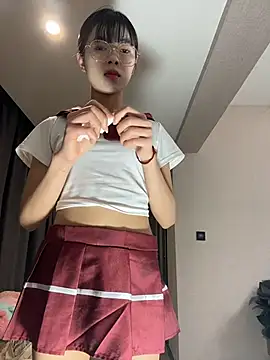 Snapshot of TOP_ping chatting on 11-28-25, 01:14 TOP ping online show from 11-28-25, 01:14