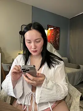 Kiss My Body online show from 04-13-26, 04:45