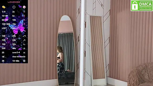 Snapshot of Eva__Summer chatting on 02-24-25, 01:10 Eva Summer online show from 02-24-25, 01:10