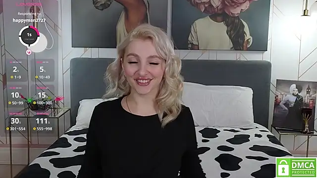 Snapshot of Eva__Summer chatting on 10-25-25, 04:09 Eva Summer online show from 10-25-25, 04:09