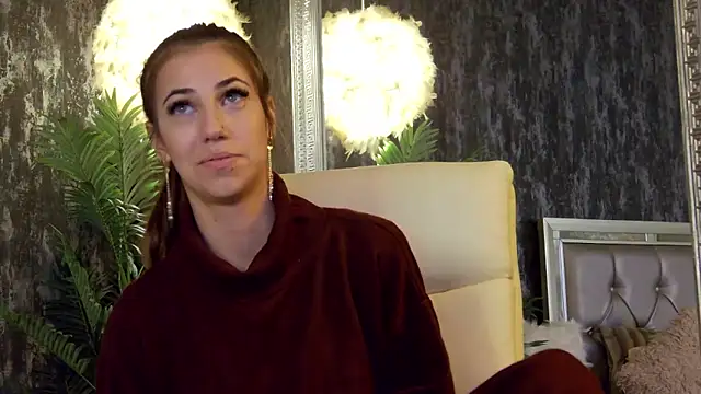 KeylaBlair online show from 11-23-25, 08:19